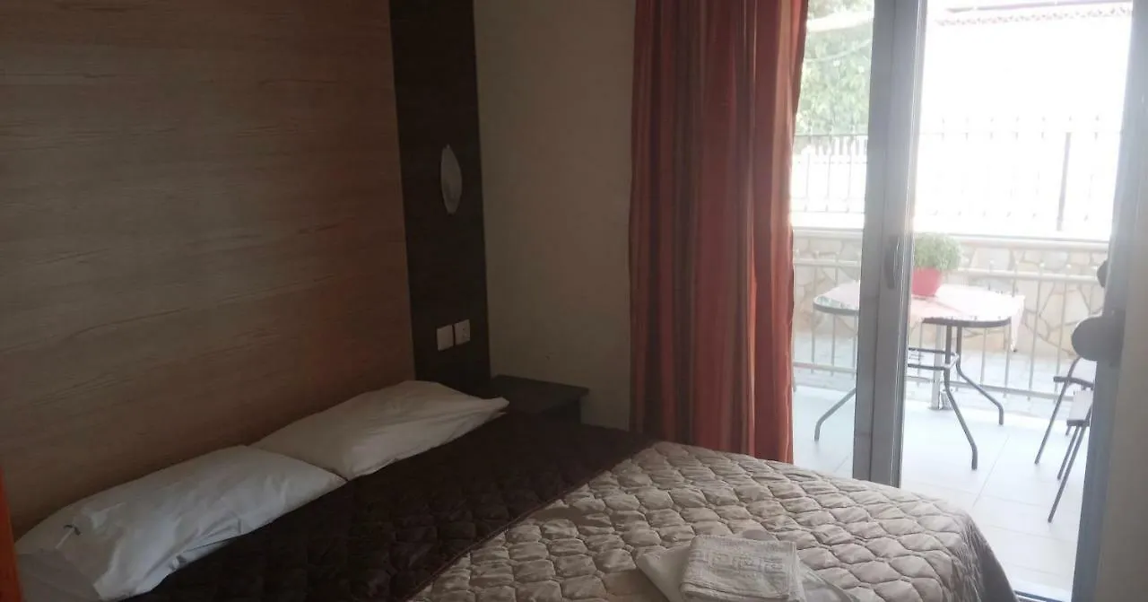 Villa Georgia Beach Neos Marmaras Guest house